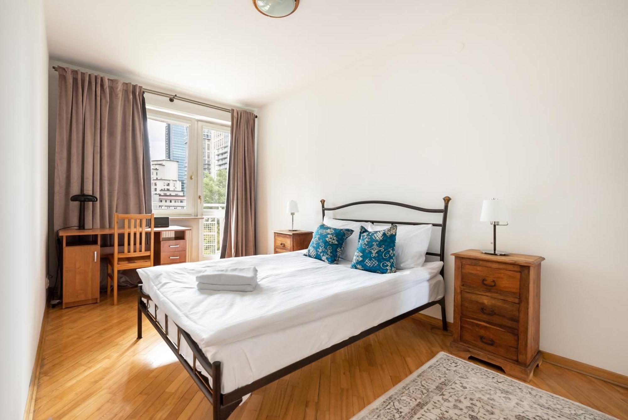 Wola Norblin Spacious