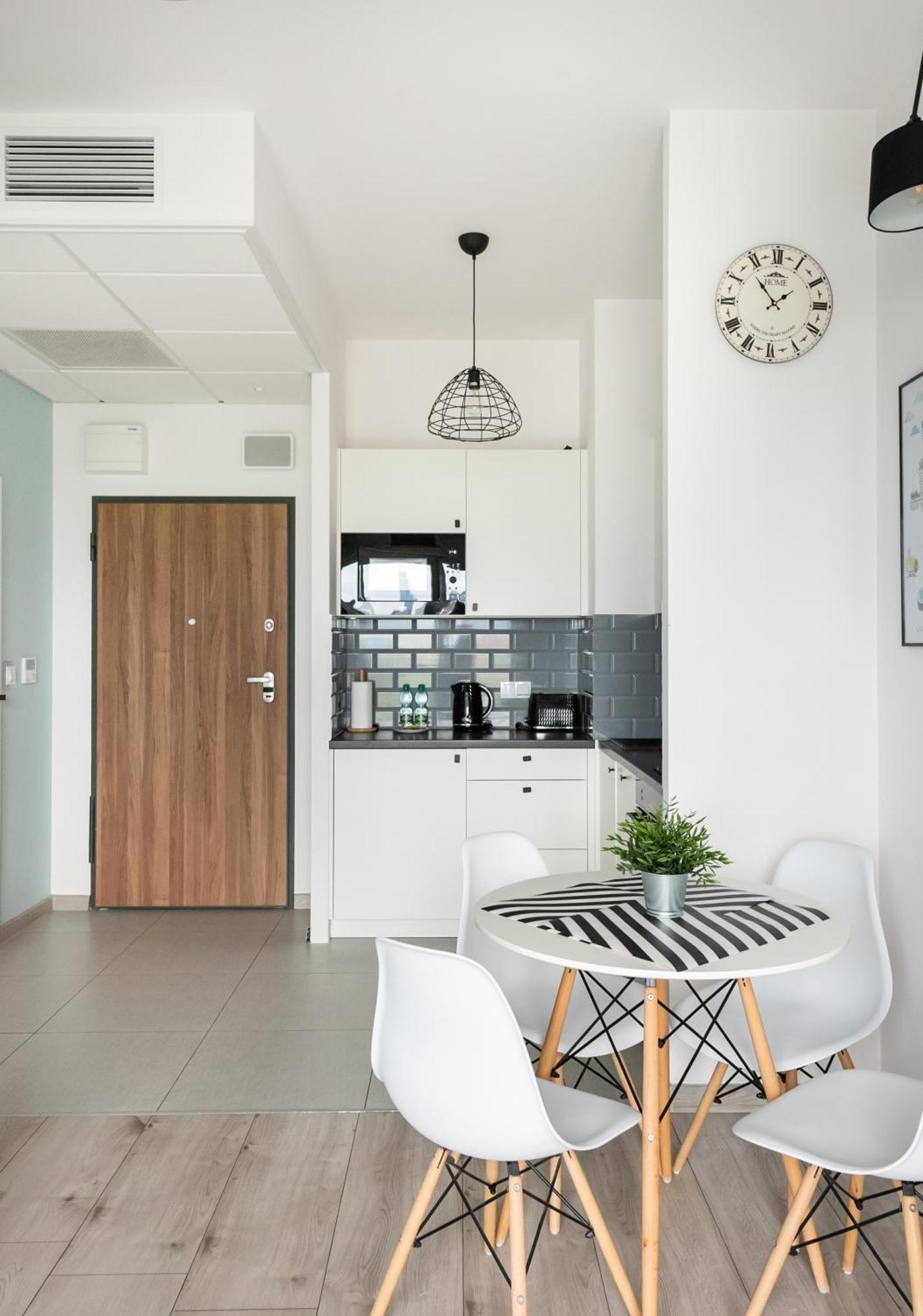 Prymasa Tysiaclecia Comfort Apartment Warsaw