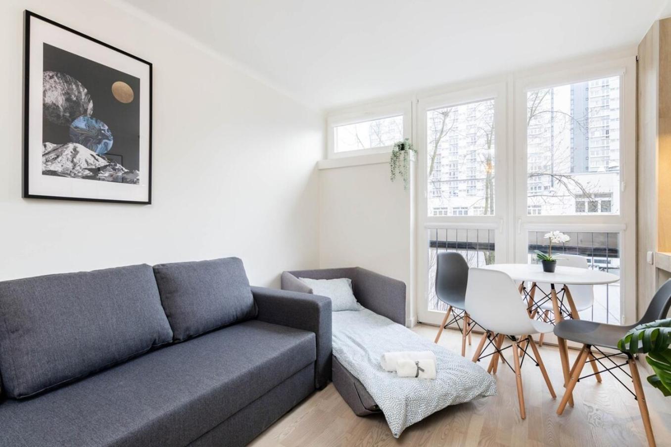 Toffee Center Apartment *