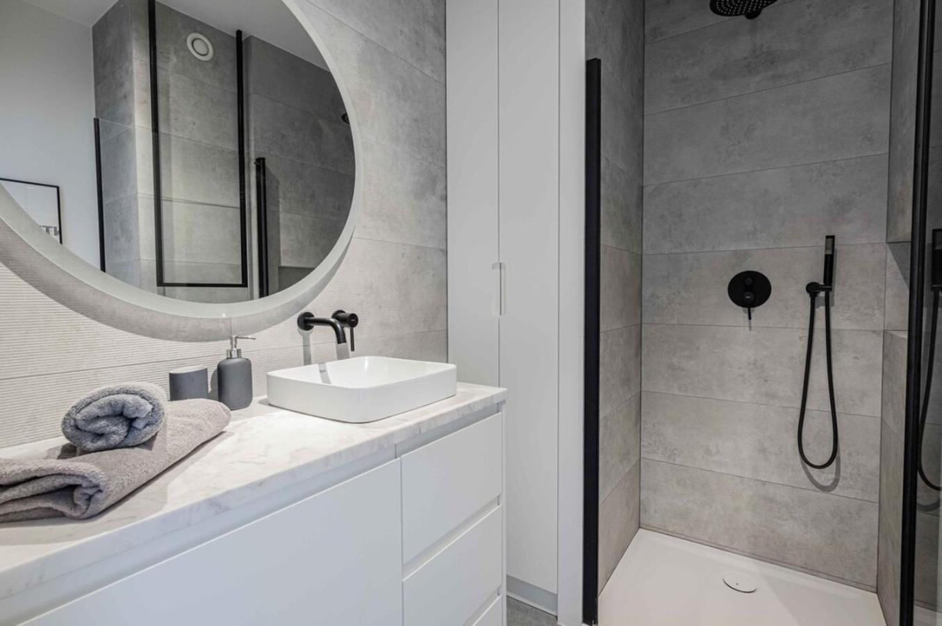 Praga Factory Stylish Spot Apartment