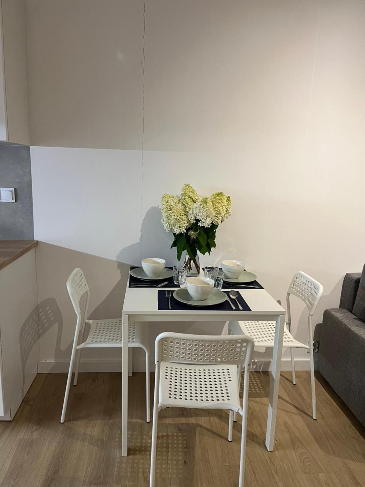 Angel Apartment *