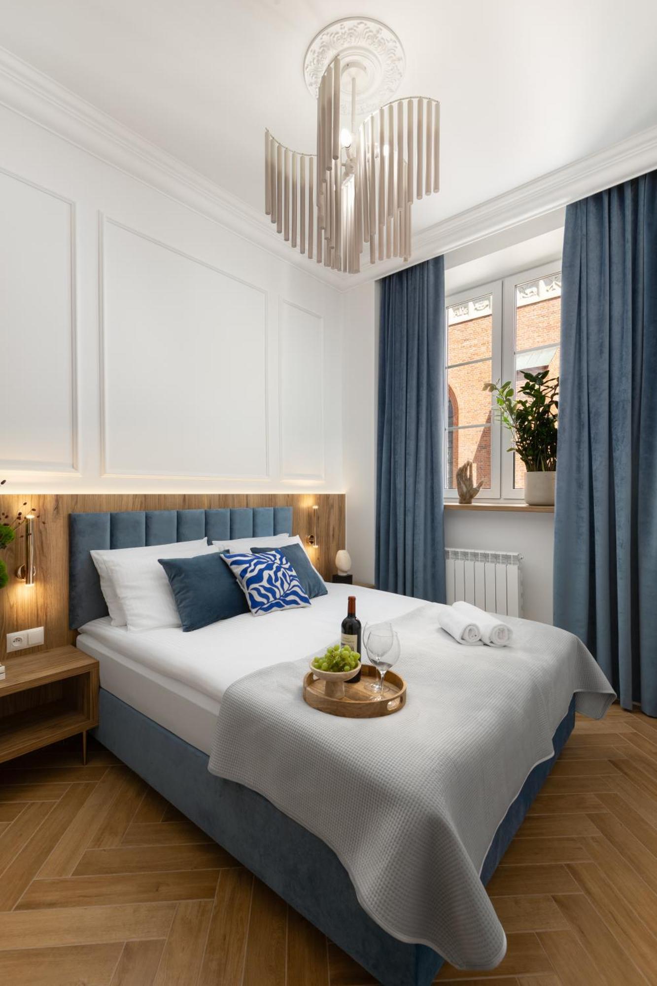 Movo Prestige Old Town Apartment