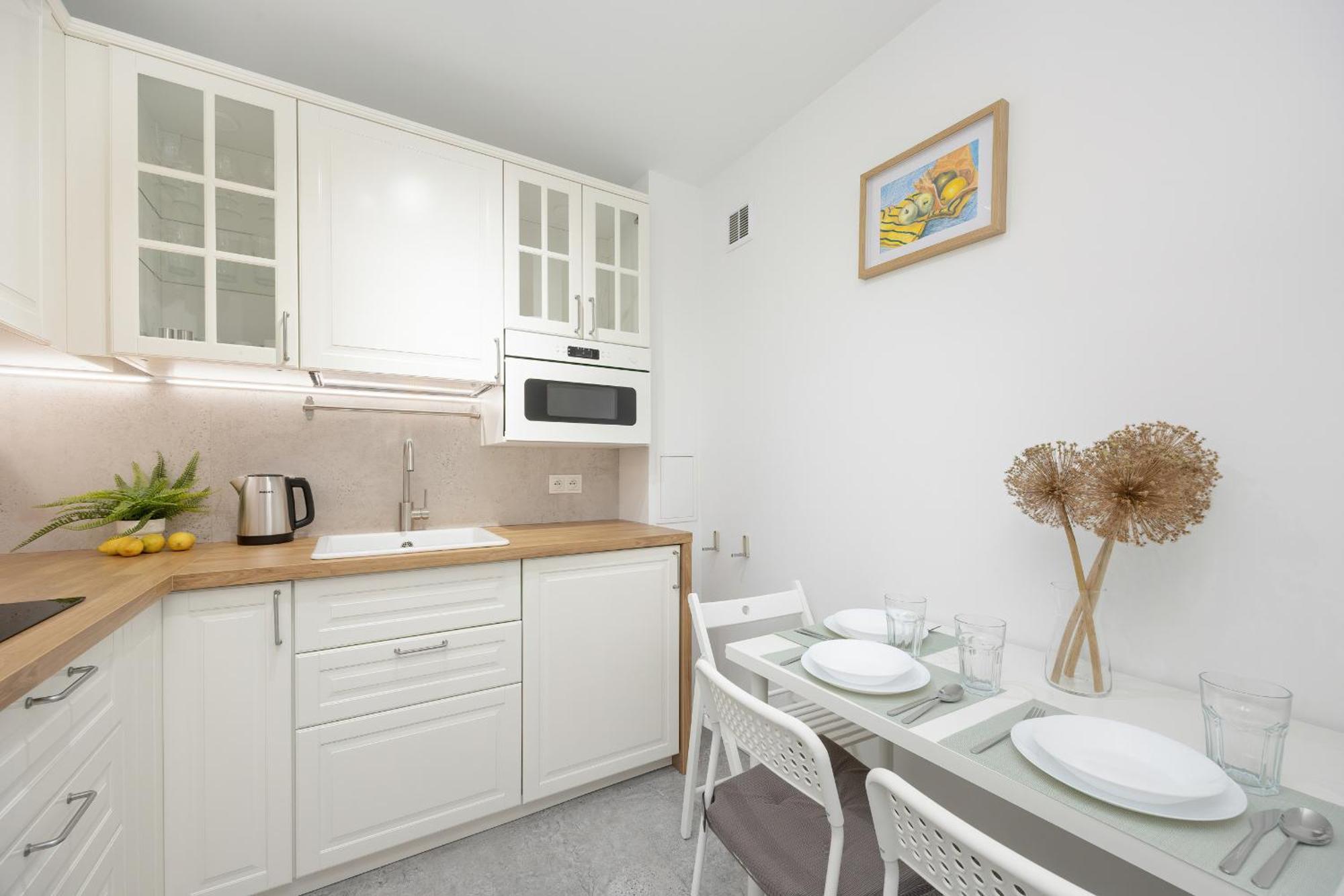 Cozy In Downtown By Renters Apartment *