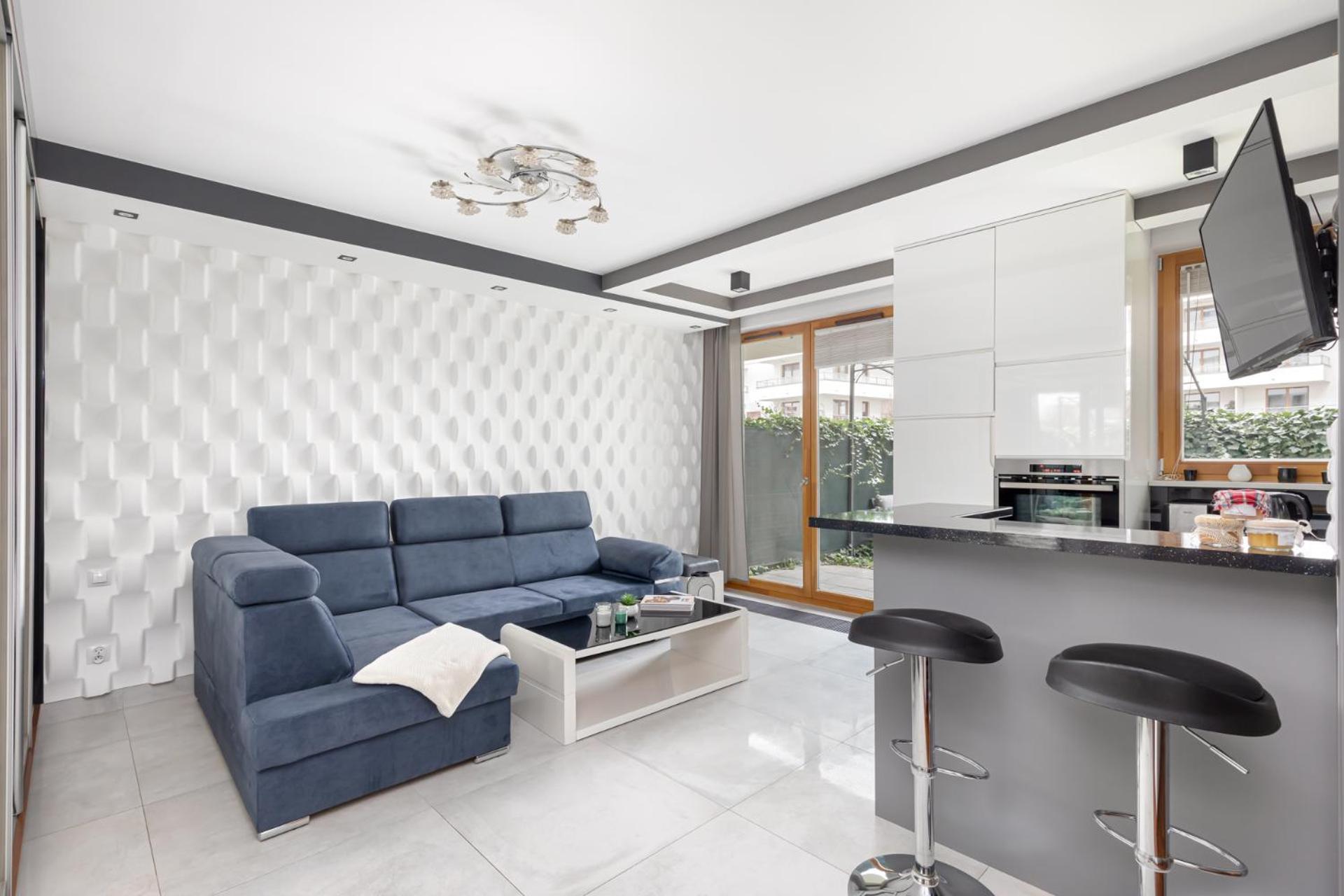 Apartment Wola! Big Garden! Cosily! Warsaw