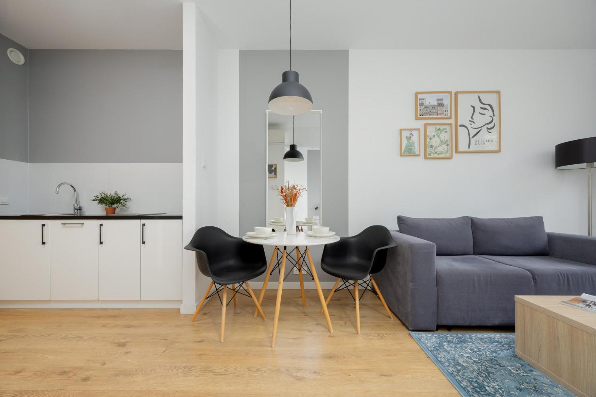 Wola Pet-friendly With Ac Slawinska By Renters Apartament *