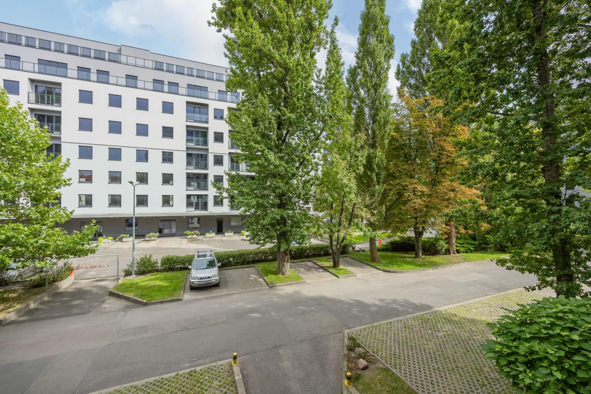 Wola Pet-friendly With Ac Slawinska By Renters