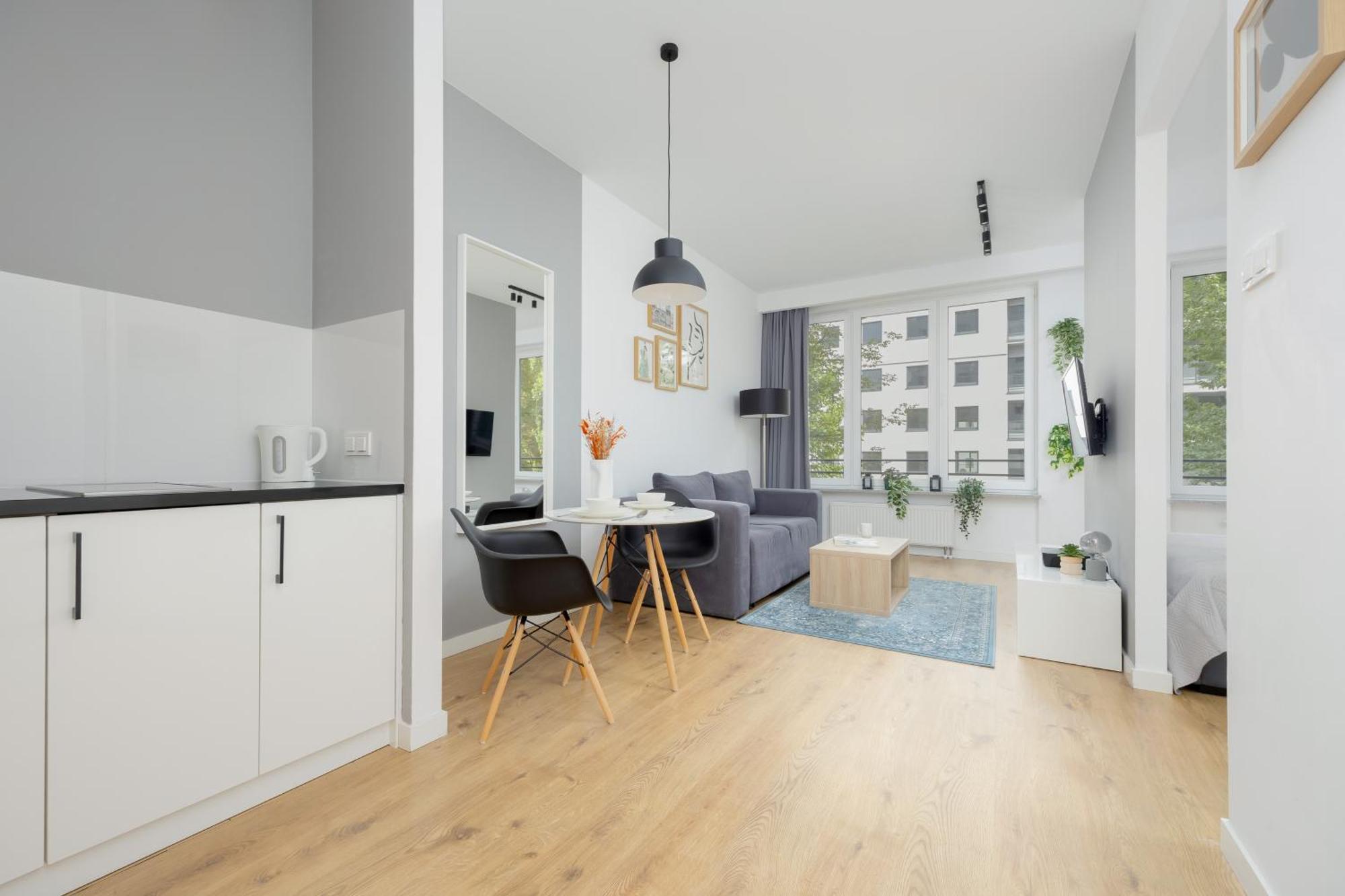Wola Pet-friendly With Ac Slawinska By Renters Warszawa