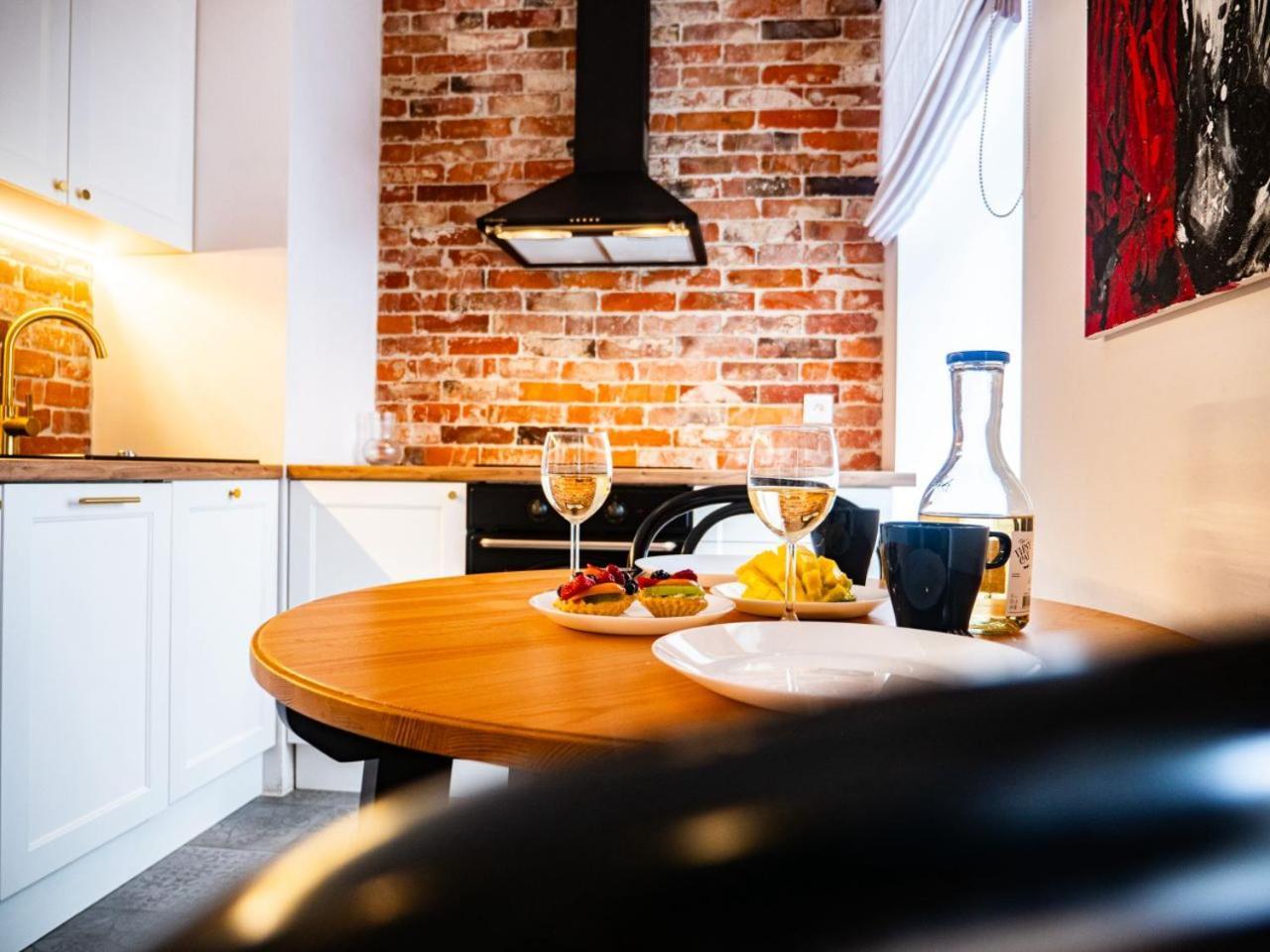 Stylowe Mieszkanie - Metro Dworzec Wilenski, Pge Narodowy Apartament