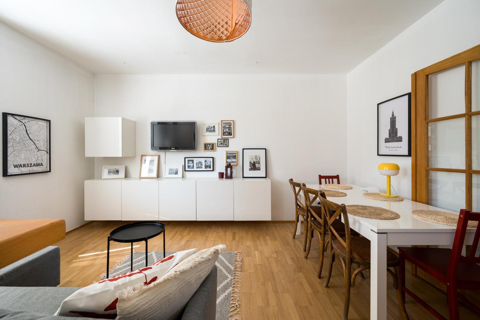 Praga Poludnie Spacious *