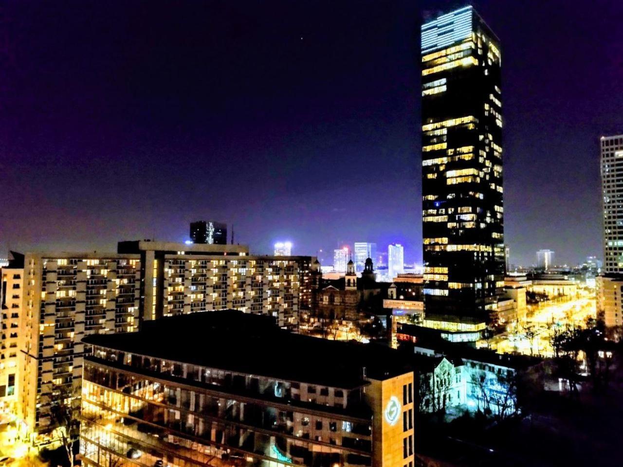 Center Modern Flat With Amazing View Căn hộ *