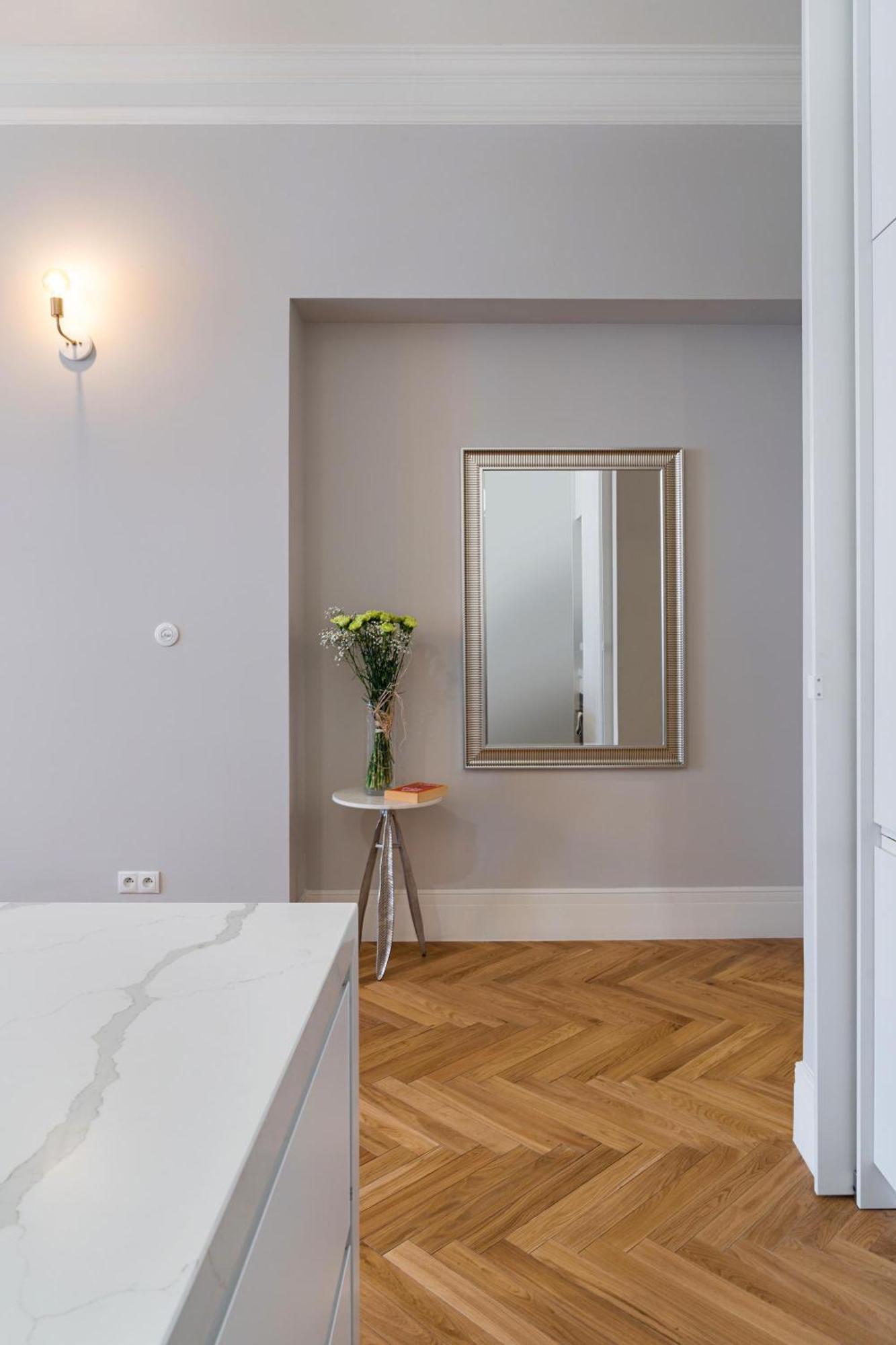 Old Town Heart Xviii - Downtown Luxury Apartment Warsaw