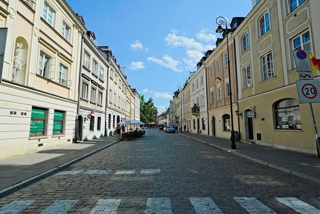 Urbannestgroup - Old Town - Stare - Freta 50 *