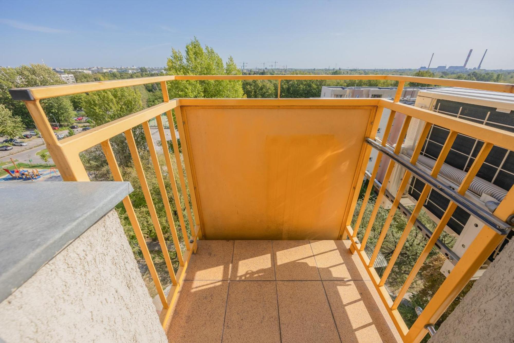Cosy With Smart Tv By Renters Apartment *