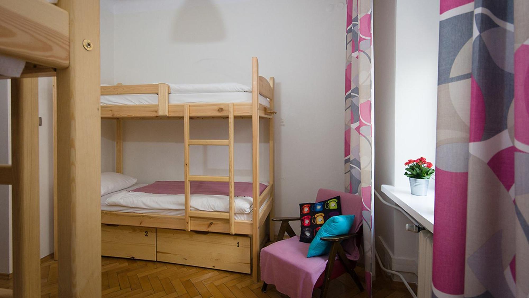 Hostel Helvetia - Private In Center And Old Town Warszawa