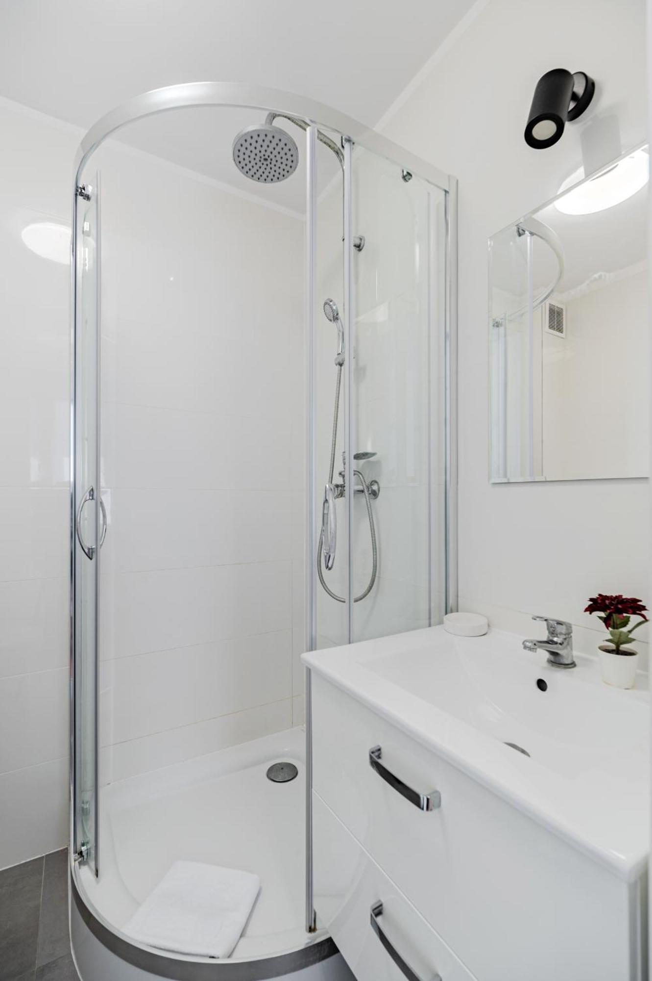 Apartment Centre By Arrenda *