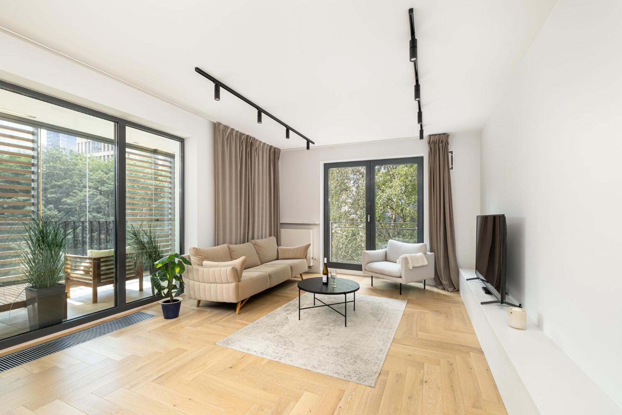 3-bedroom Luxurious With View Apartment
