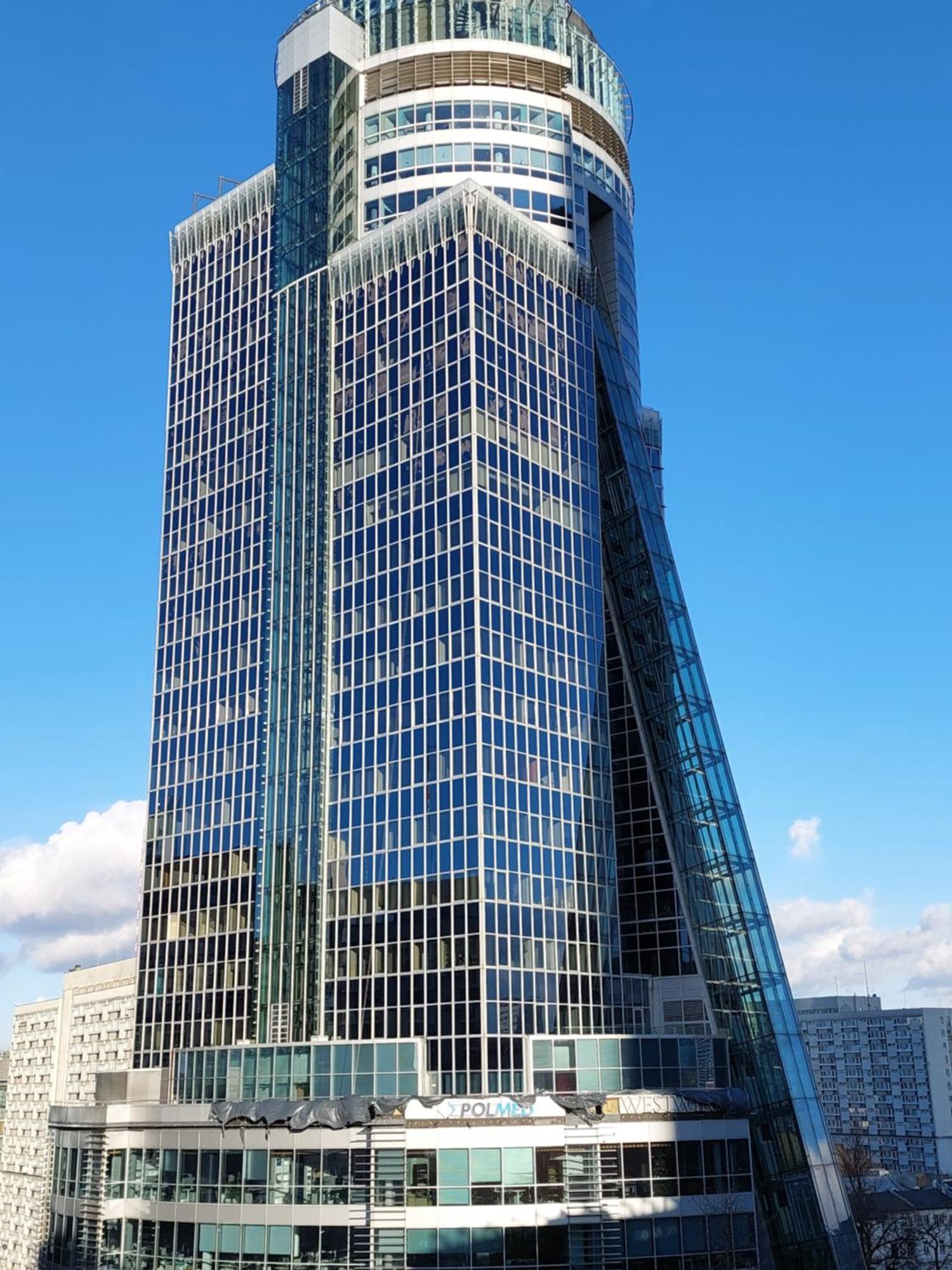 Onz Tower Apartment