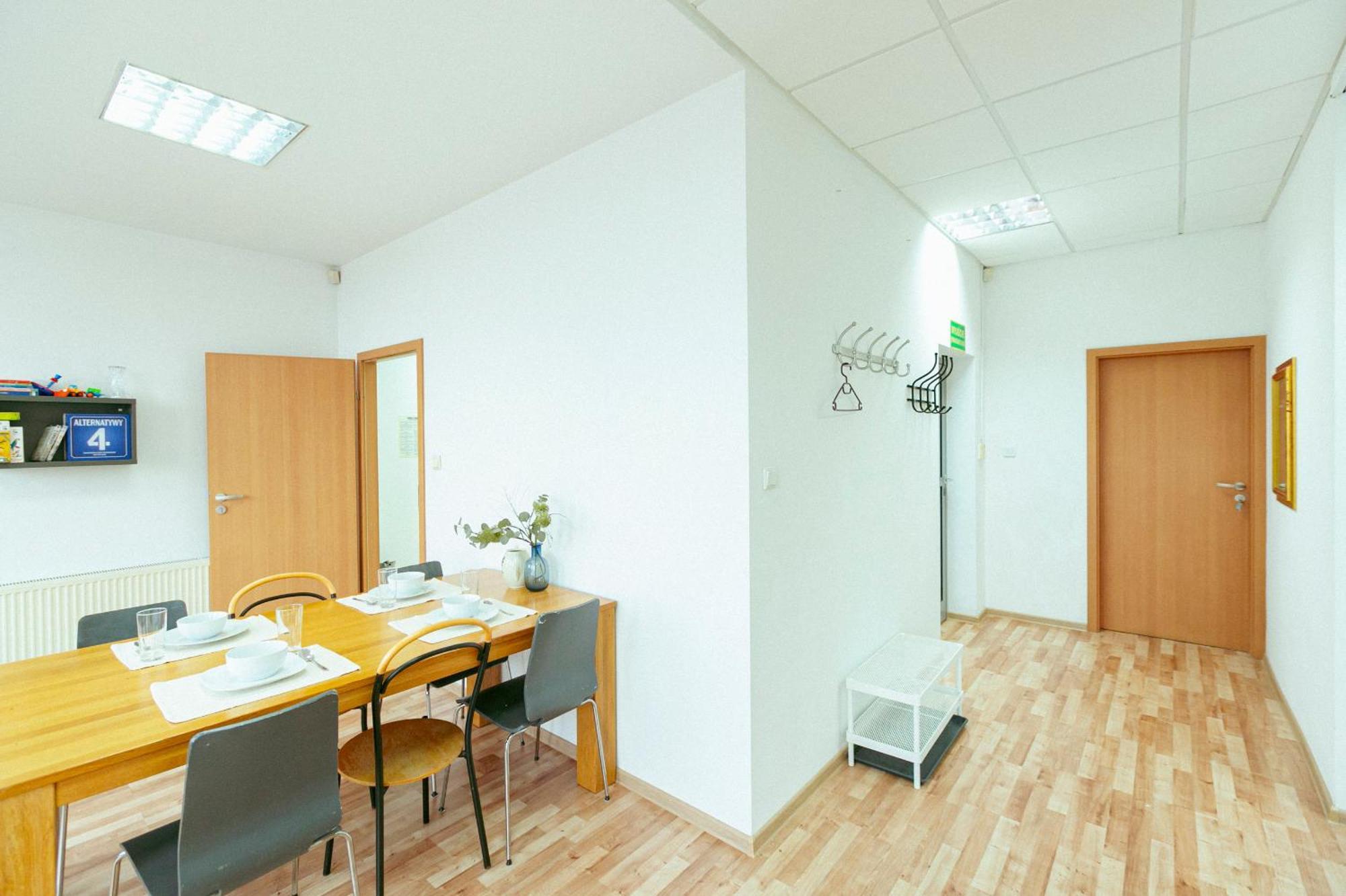 Metro Kabaty Hostel