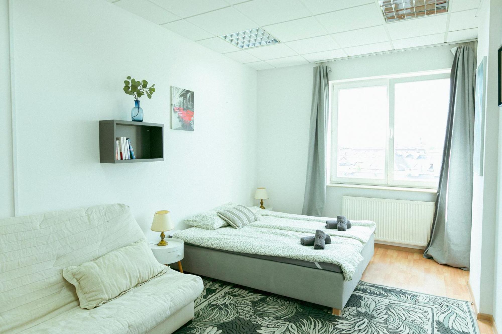 Metro Kabaty Hostel