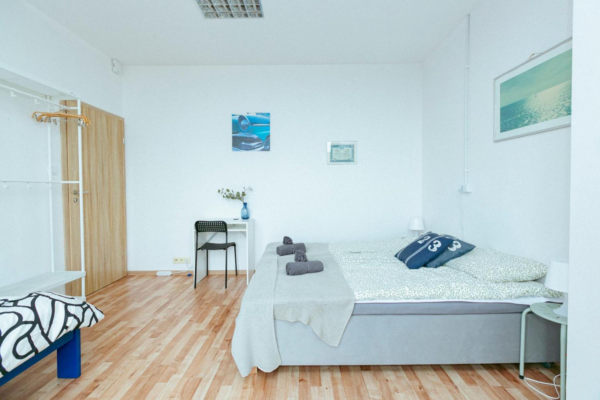 Metro Kabaty Hostel