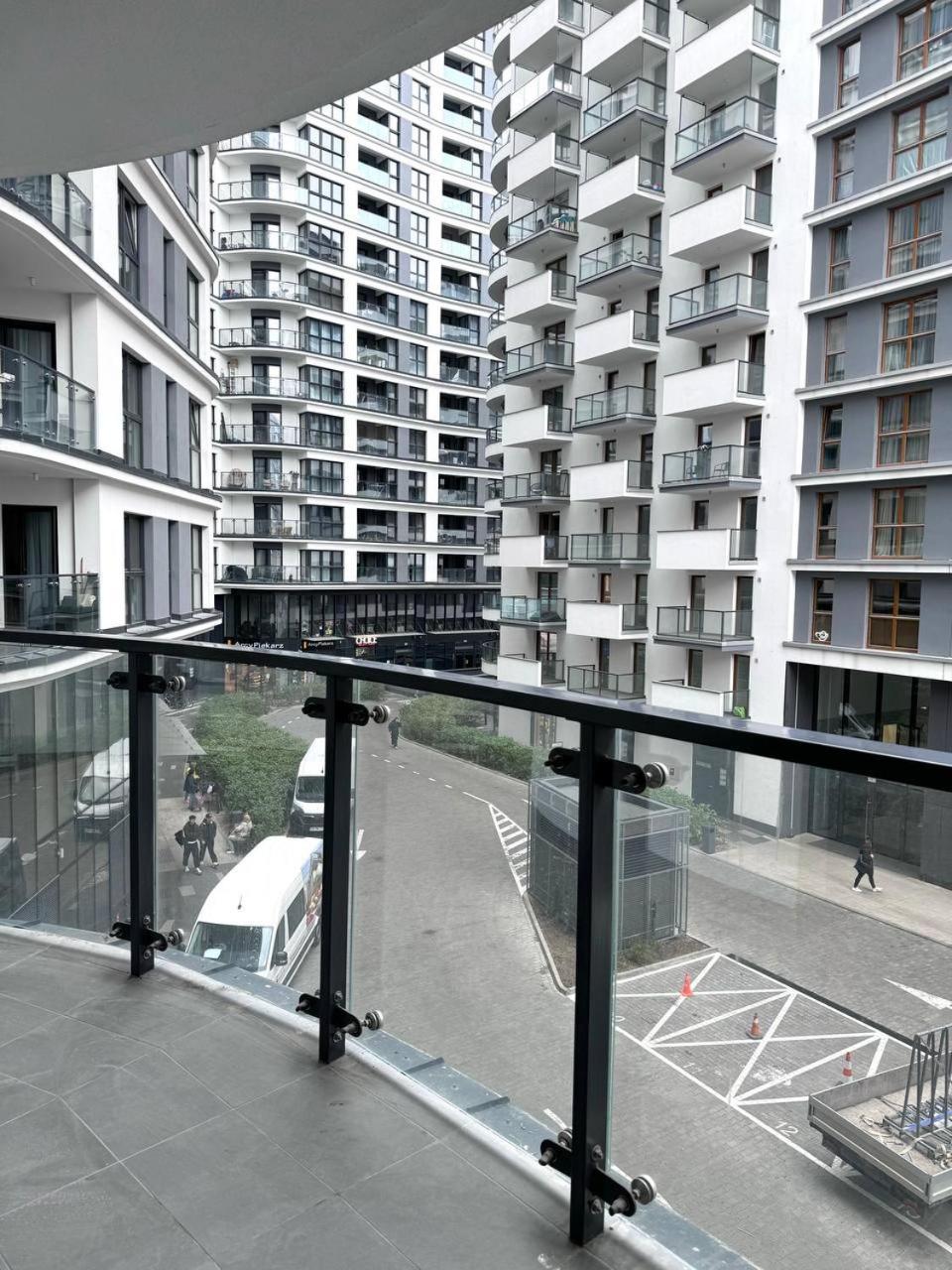 Lux In Wola - Parking, 2-rooms, Wi-fi Apartament Warszawa