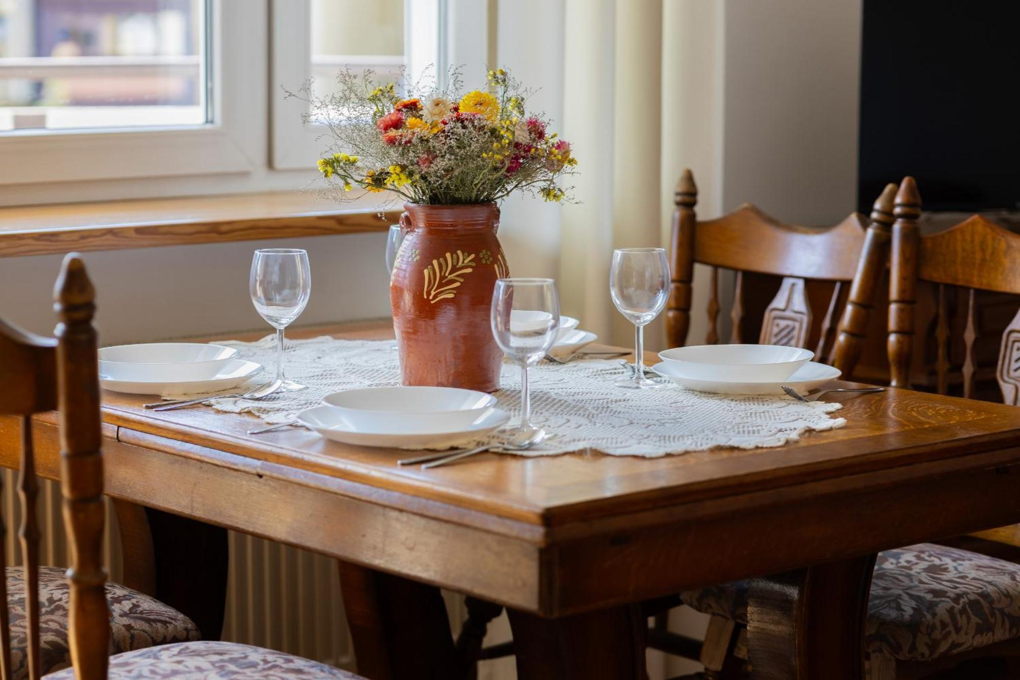 Apartment Spacious With Parking By Renters Warsaw