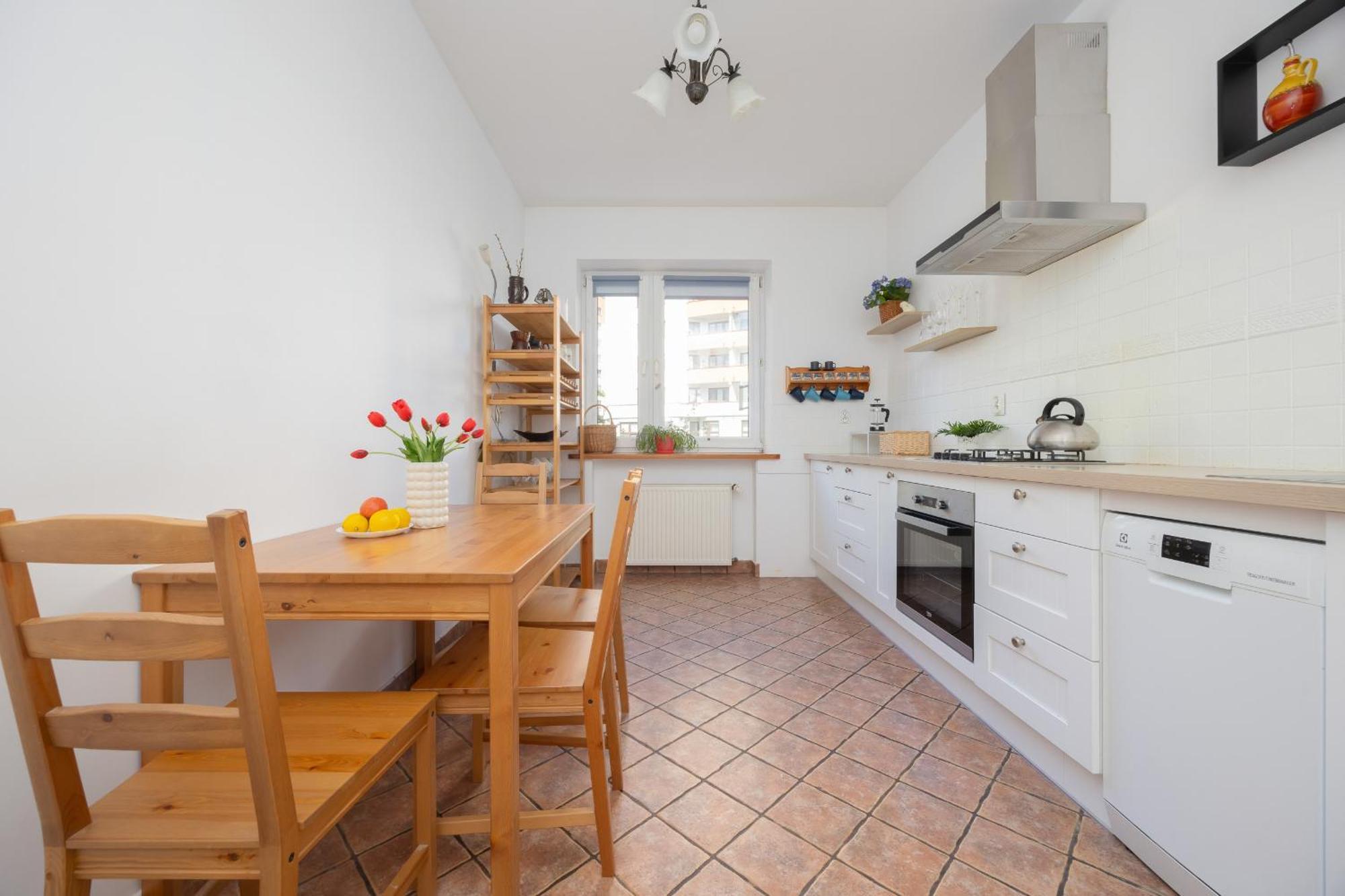 Apartment Spacious With Parking By Renters