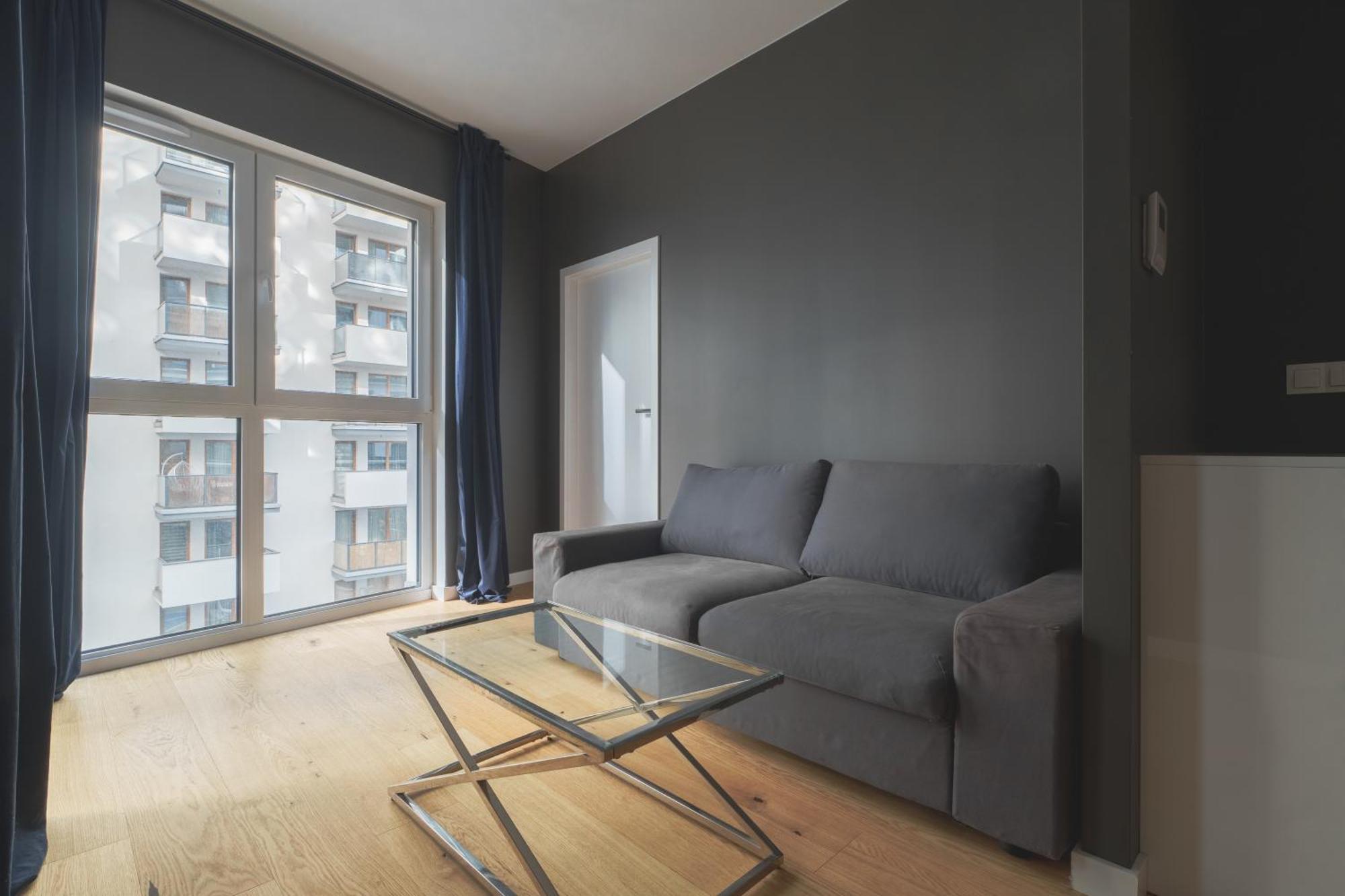 Lux In Wola - Parking, 2-rooms, Wi-fi Warszawa