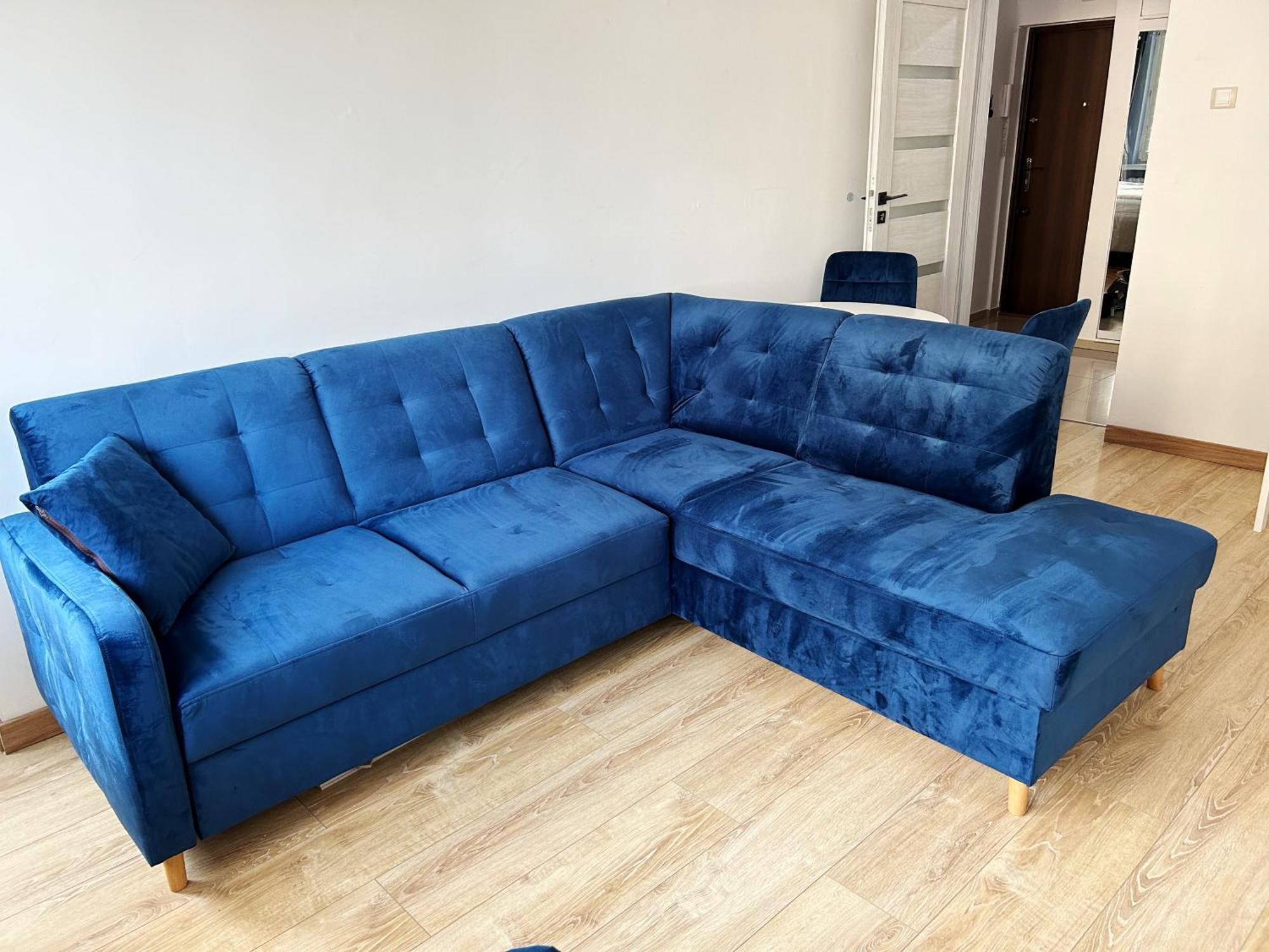 With Workspace Apartment Warsaw