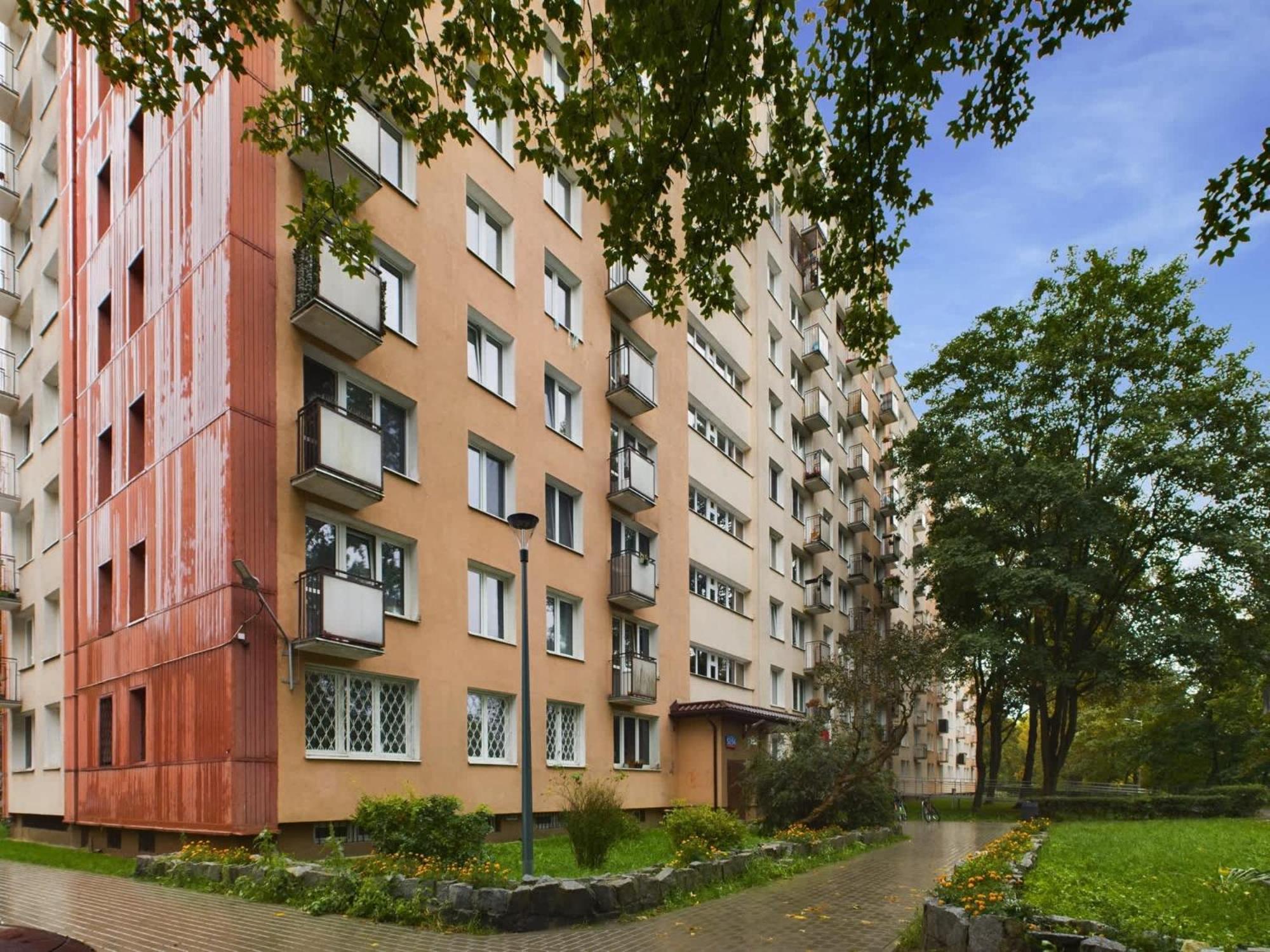 Atmospheric For 3 People In With Desk For Remote Work By Renters Apartamento Varsóvia