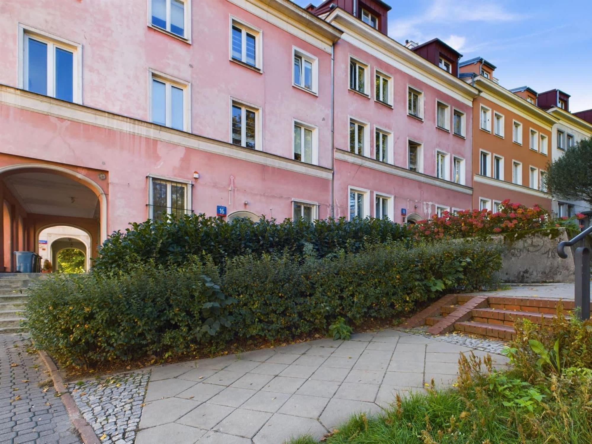 Apartment Cozy Bednarska In Near Old Town By Renters Warsaw