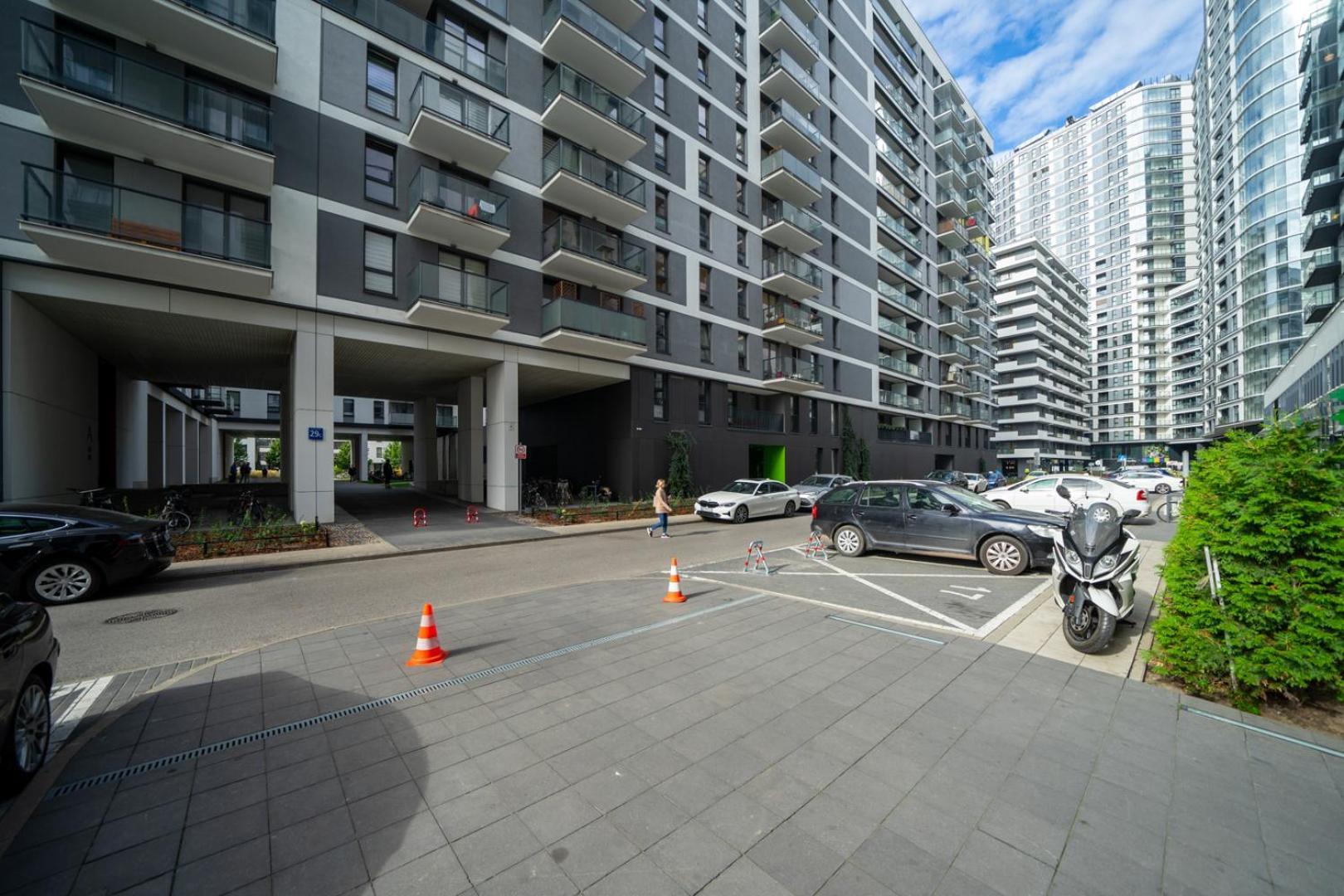 Kasprzaka 29c - Terrace, Workspace, Expo - By Rentujemy Apartment