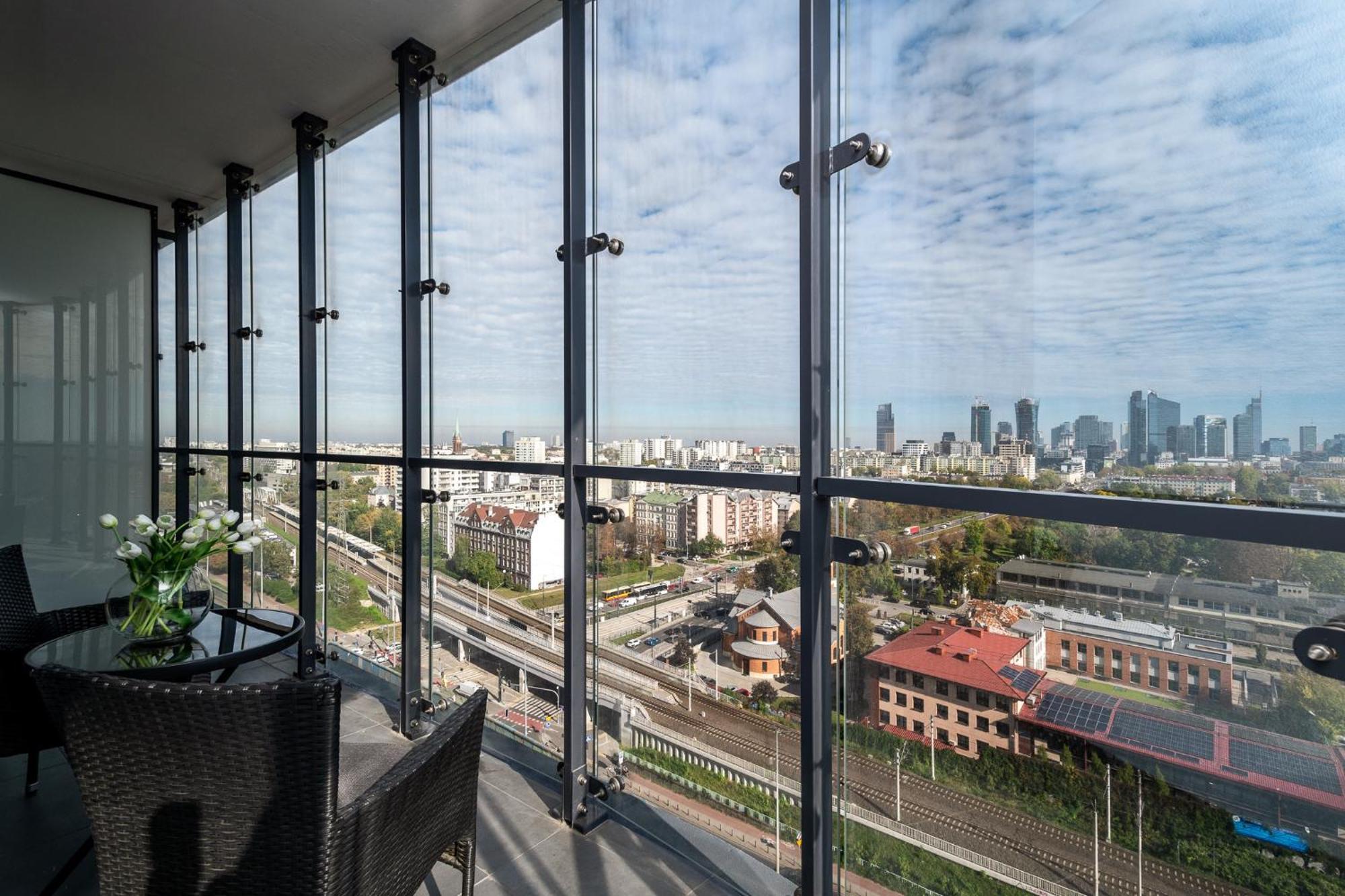 Căn hộ Kasprzaka 29 Wola Tower Free Garage By Perfect