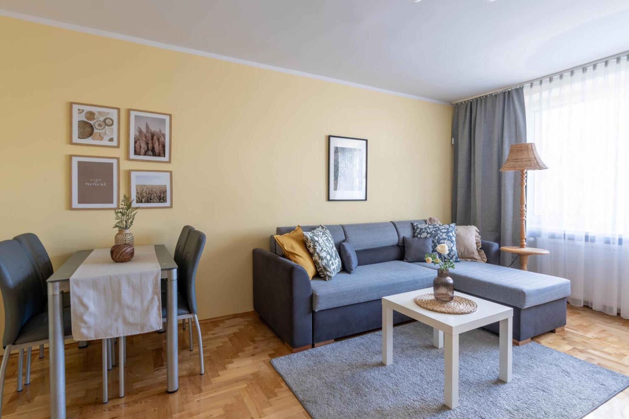 Apartment Mia Stepinska Near The Royal Lazienki *
