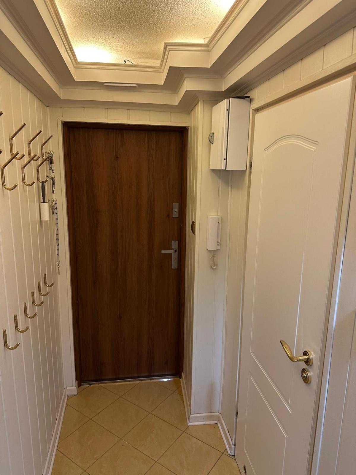 Apartment Chmielna 106b *