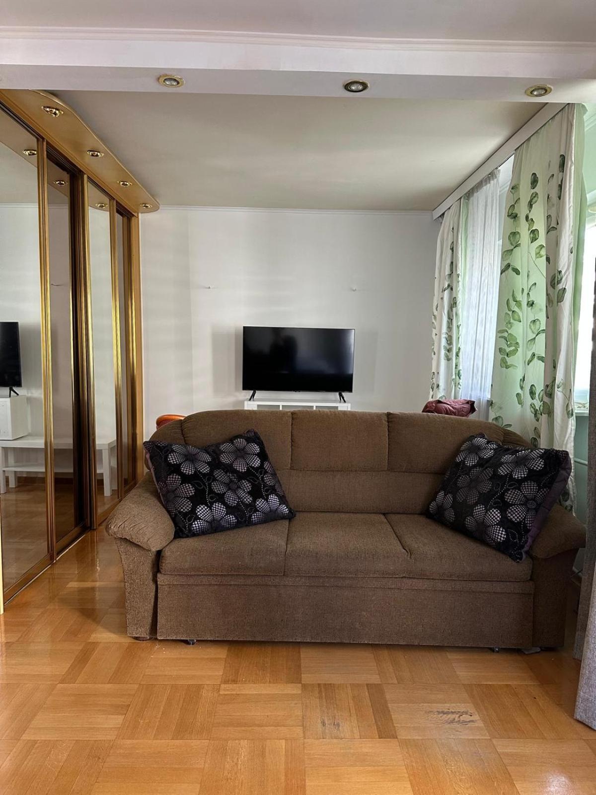 Apartment Chmielna 106b *
