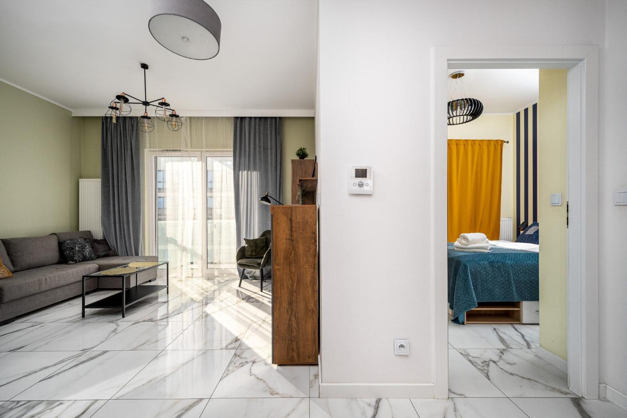 Prymasa Tysiaclecia 83a Separate Bedroom Free Garage By Perfect 634 Apartment Warsaw