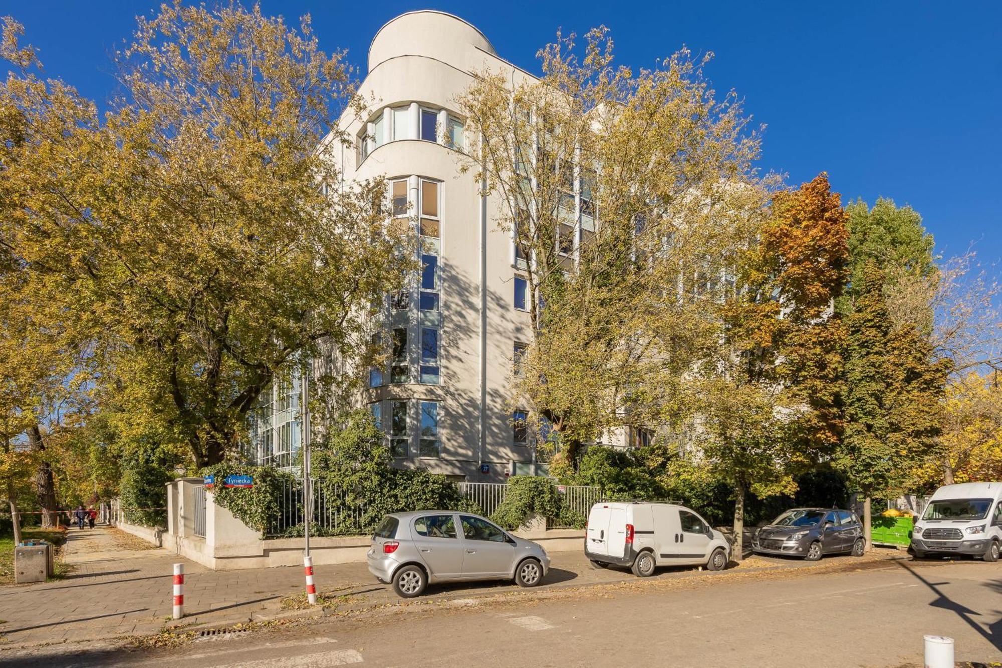 Apartment Family With Parking Mokotow By Renters
