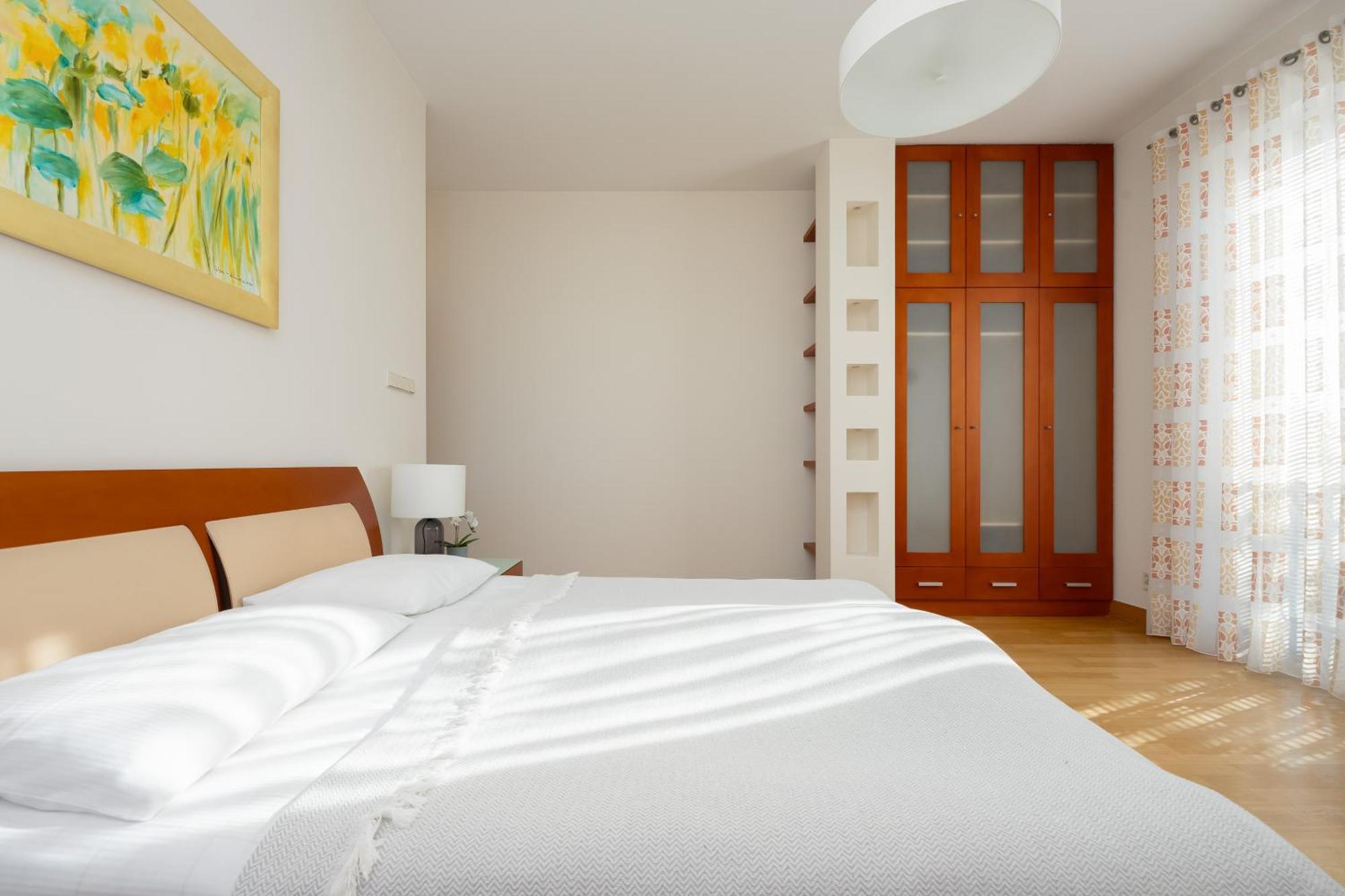 Apartment Family With Parking Mokotow By Renters *