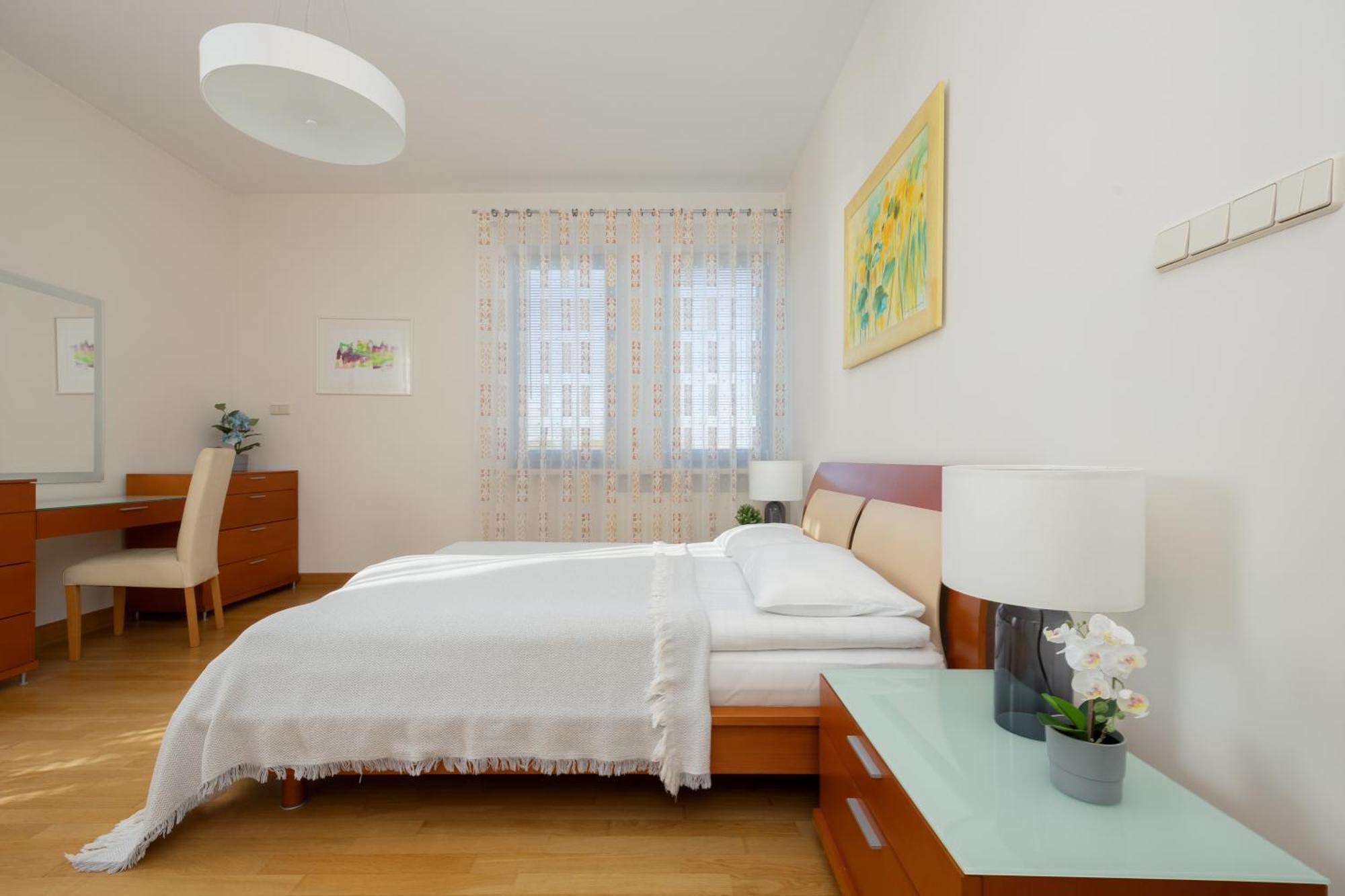 Apartment Family With Parking Mokotow By Renters