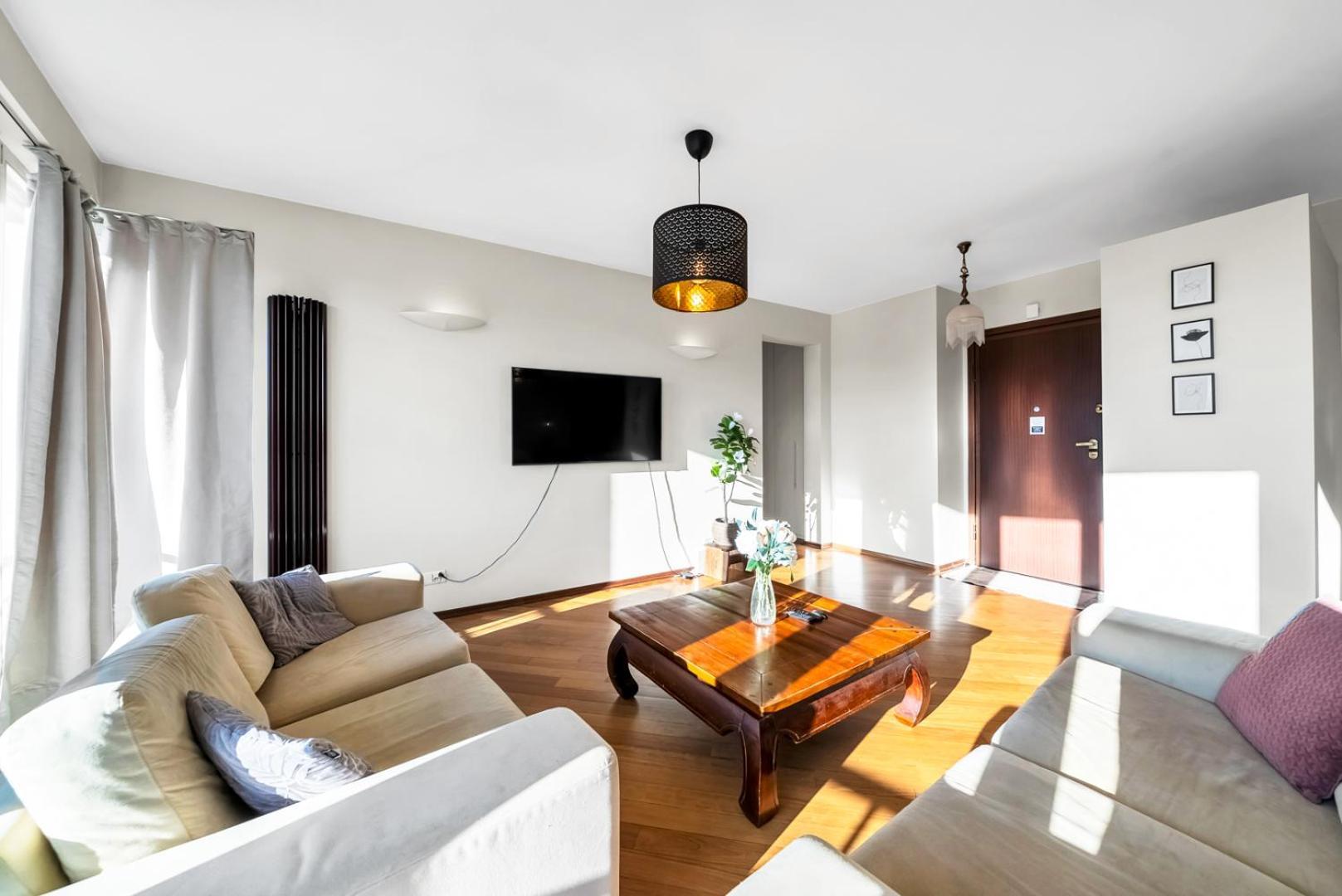 Wilanowska - 123m2, Parking, Balcony&workspace - By Rentujemy Apartamento *