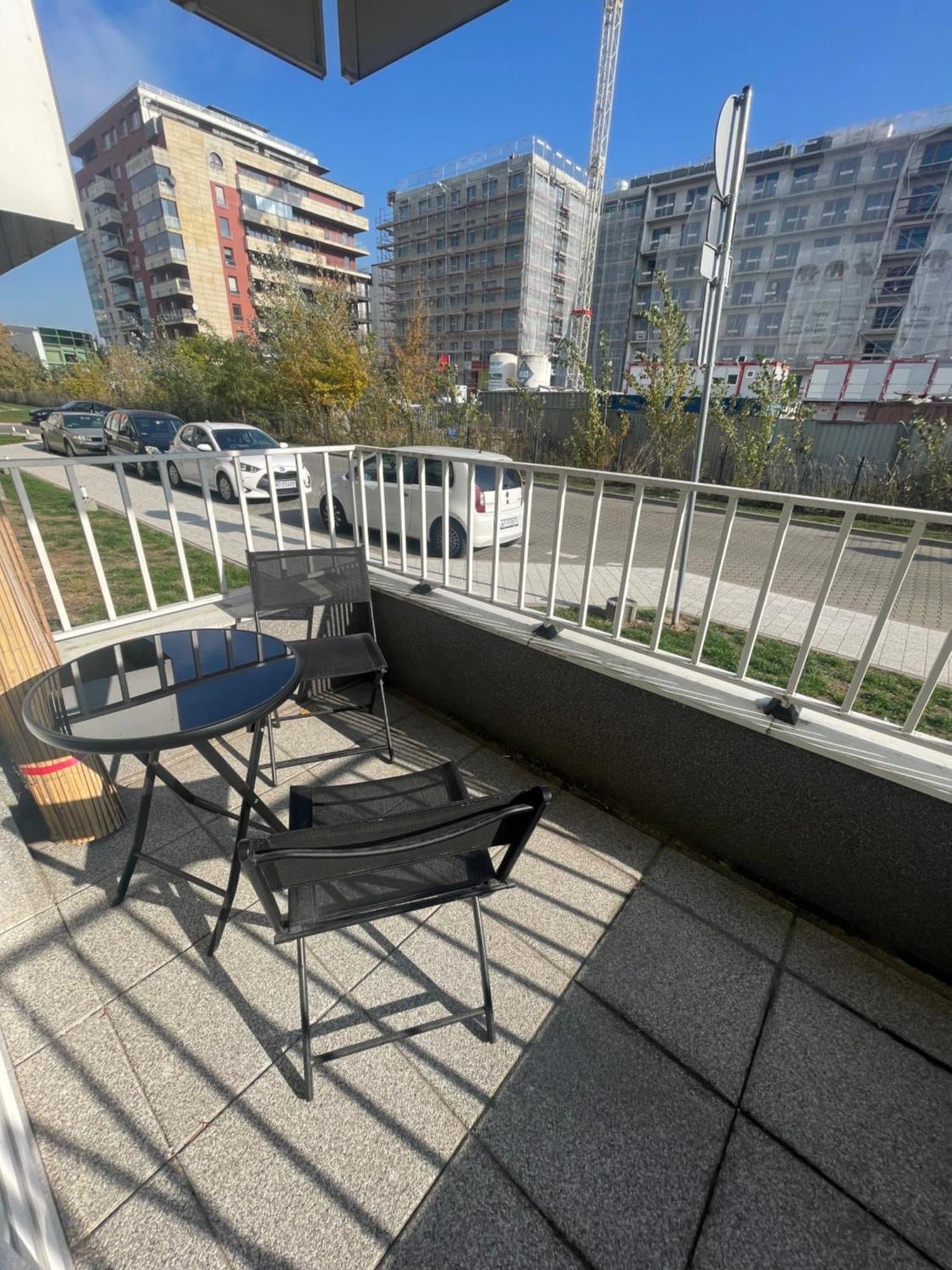 Espresso Near Chopin Airport Apartment *