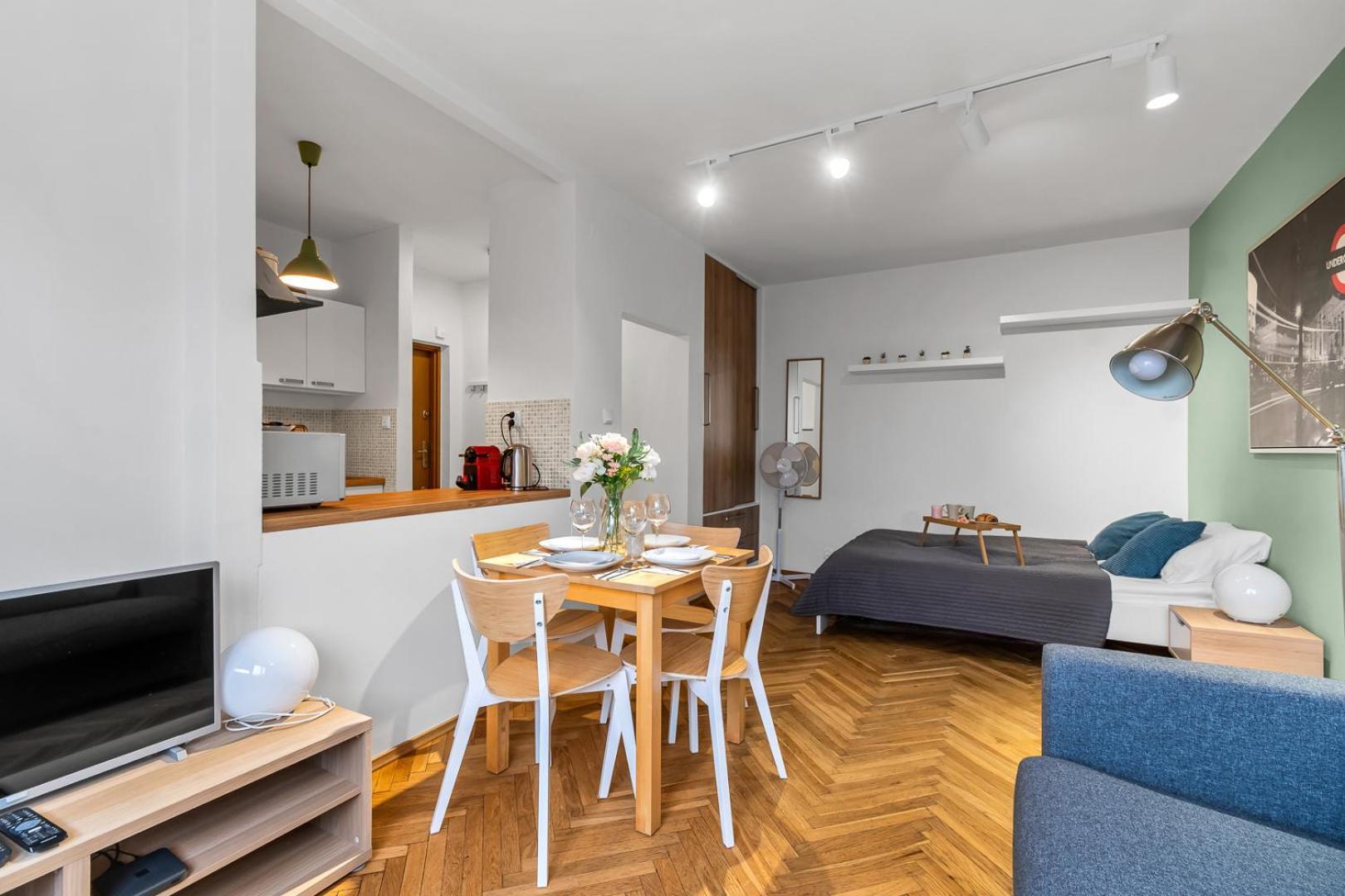 Apartment Tamka - Location, Park And Metro Nearby - By Rentujemy