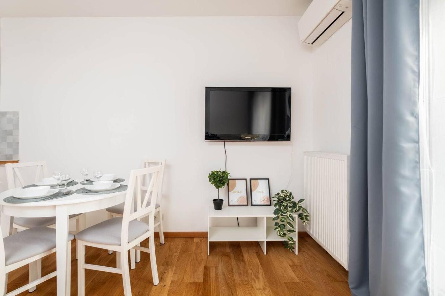 Apartment Vista Metro Plocka
