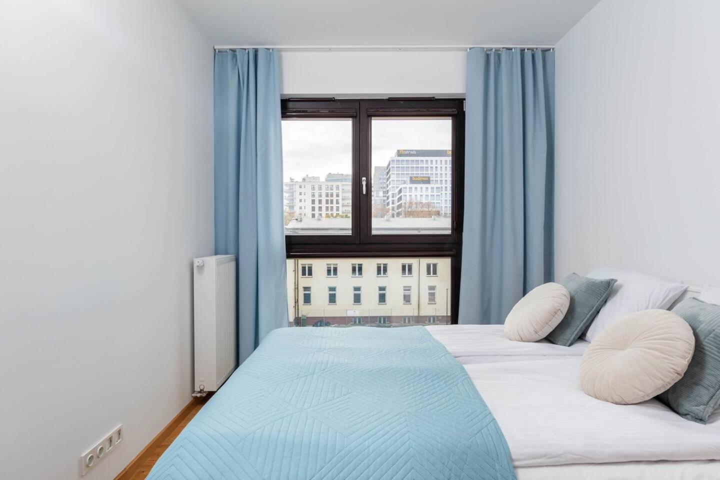 Apartment Vista Metro Plocka Warsaw