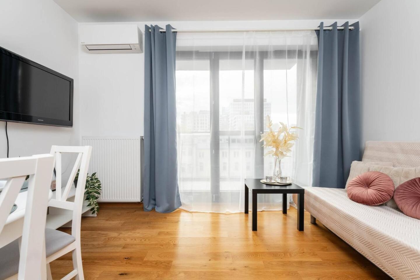 Vista Metro Plocka Apartment Warsaw