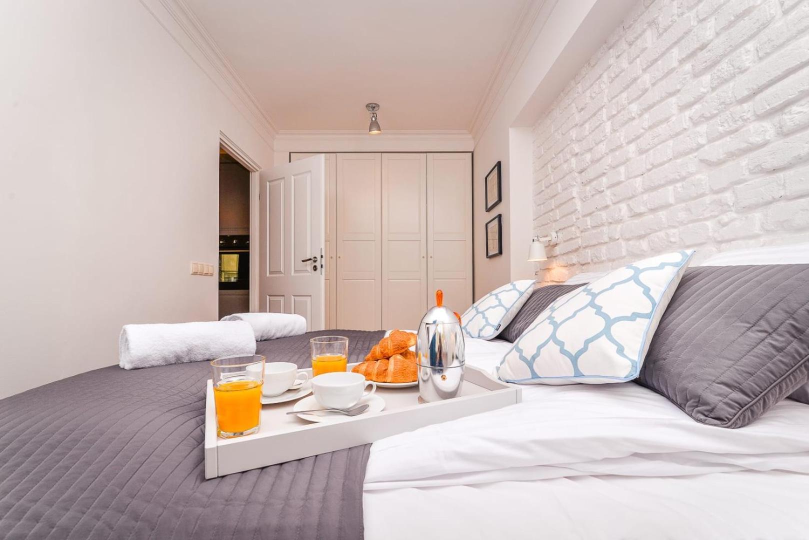 Two Bedroom In With Space For Remote Work By Rent Like Warszawa