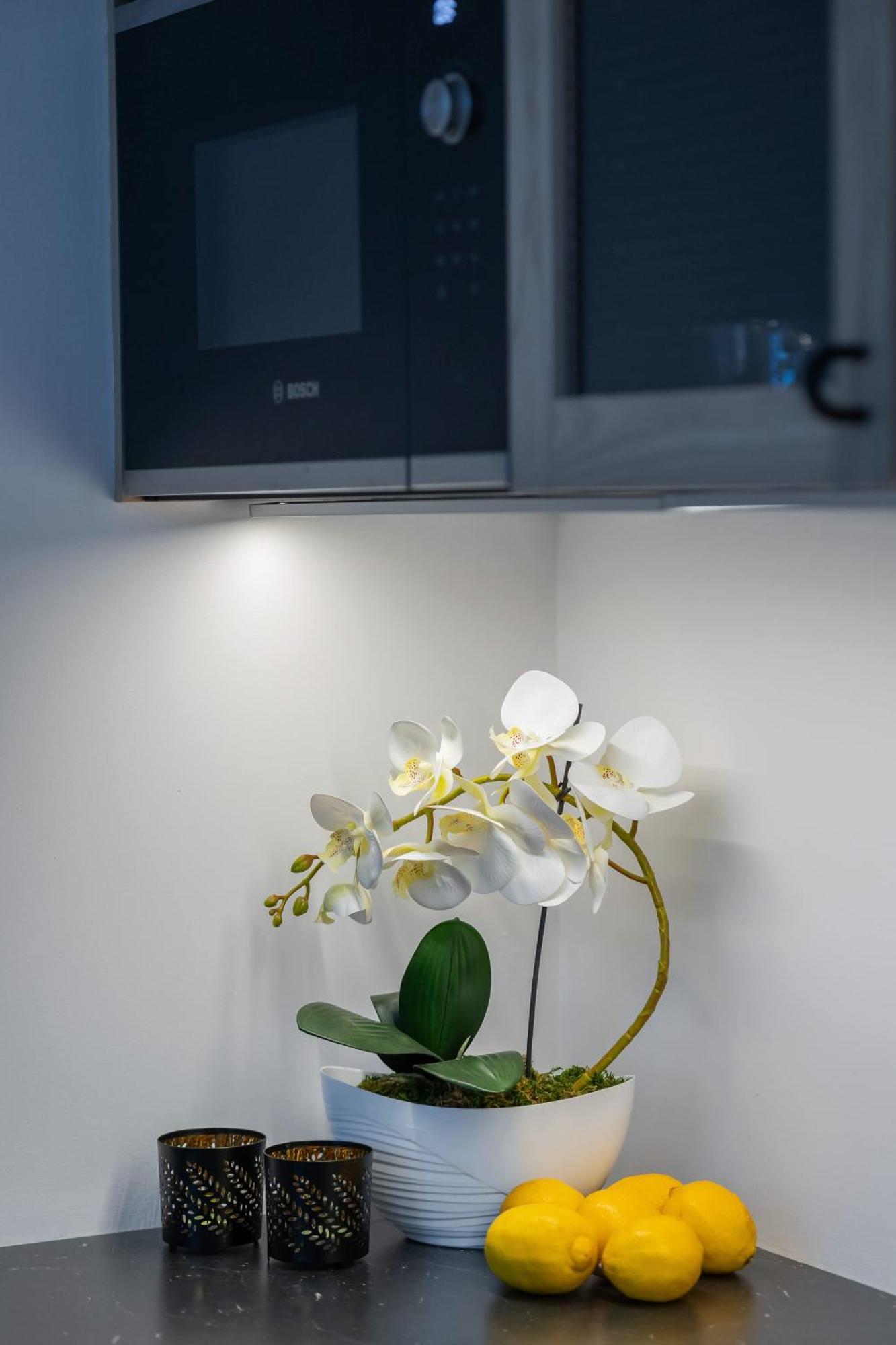 Bright With Parking And Remote Work In Wola By Renters Apartment Warsaw