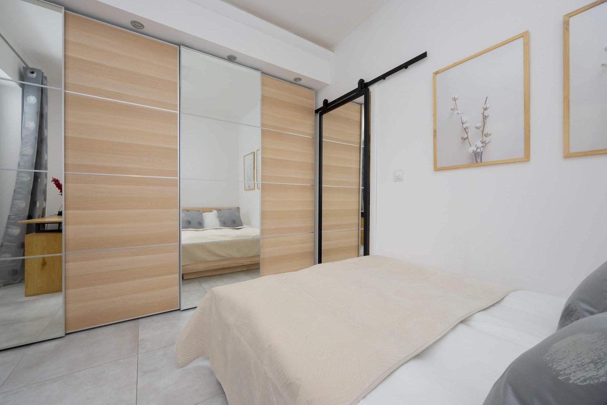 Bright With Parking And Remote Work In Wola By Renters * Warsaw
