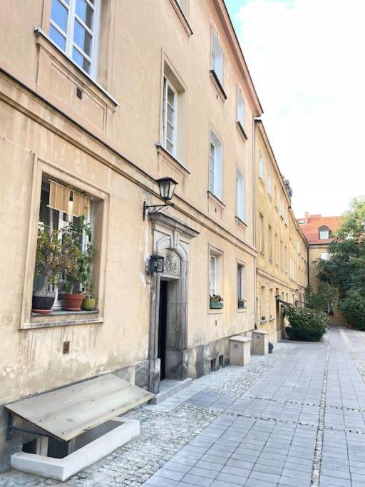 Miodowa * Warsaw
